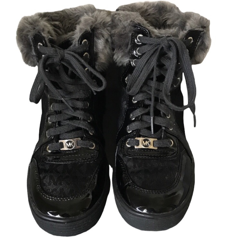 MICHAEL Michael Kors Fur Trim Sneaker Sz 4
